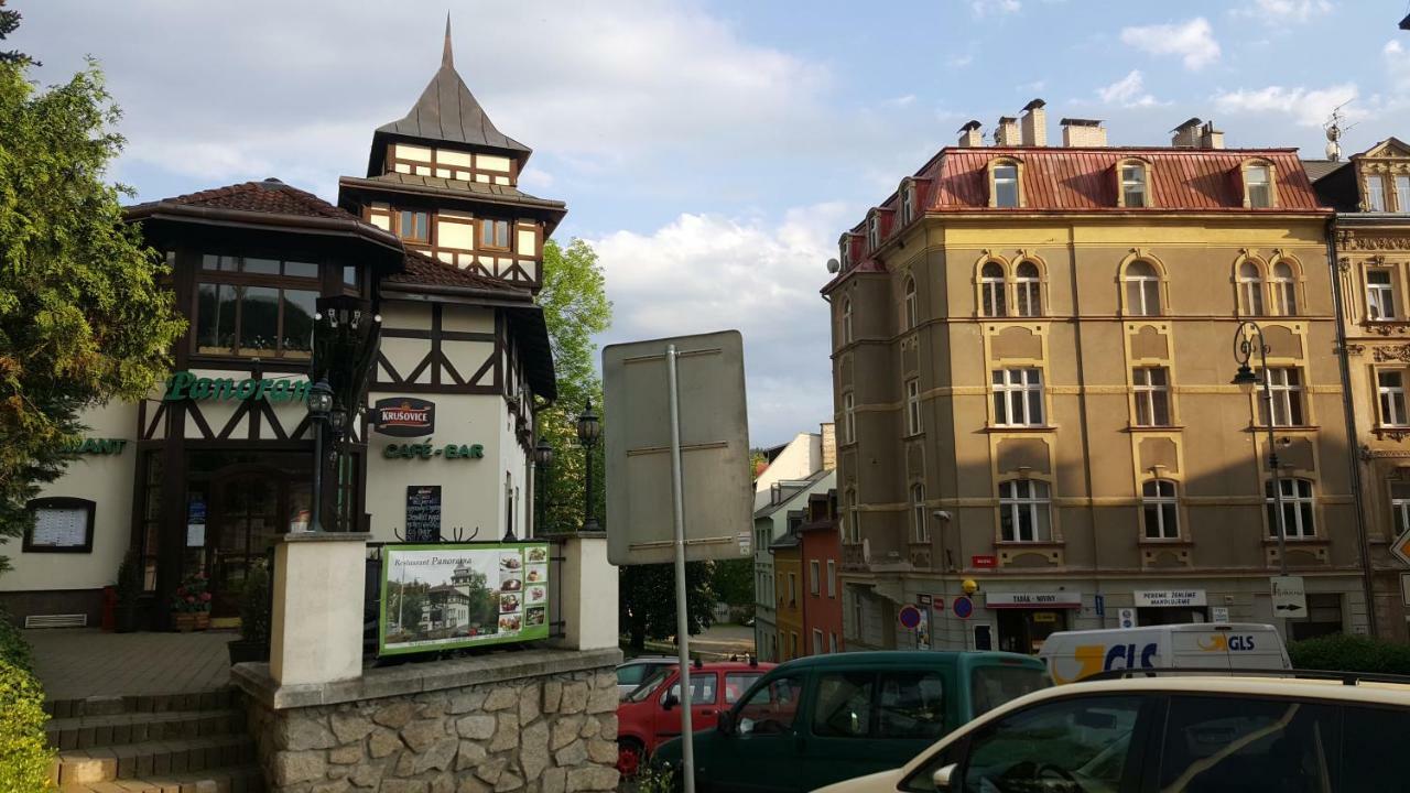 Nely'S Apartment Karlovy Vary Dış mekan fotoğraf